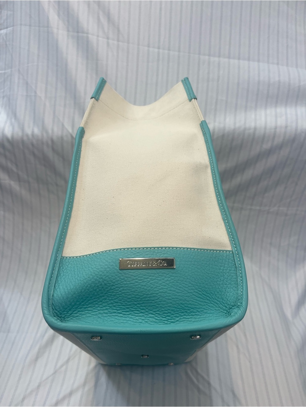 Tiffany & Co. Jitney Cream Canvas Tote with Shoulder Strap - Picture 3 of 14